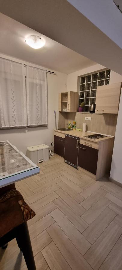 Apartmani Tatic 斯廷佳 外观 照片